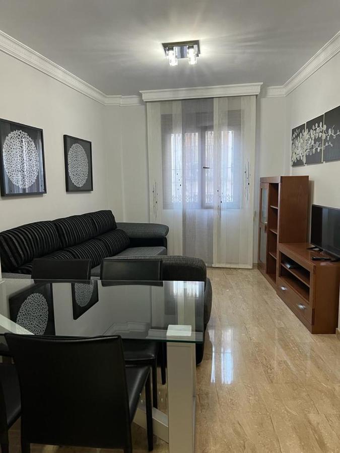 Apartamento La Muralla II Baena Exteriér fotografie